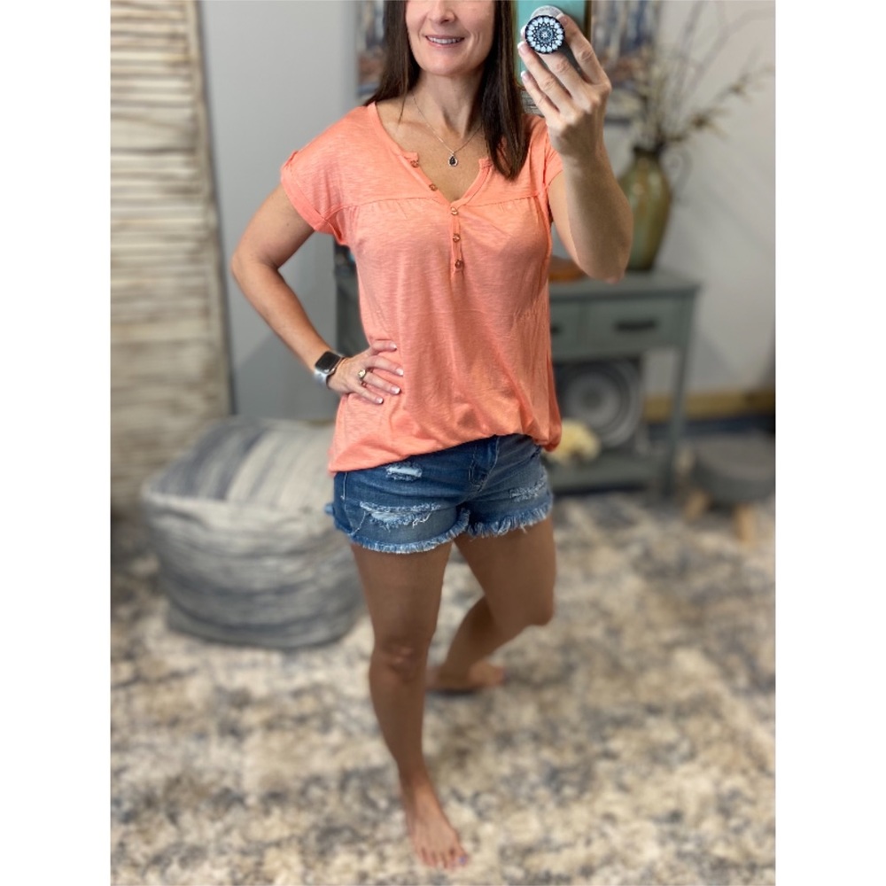 Melange Henley V-neck Floaty Cuffed Tabbed Short Sleeve Floaty Tee Peach 0523 - Picture 5 of 12